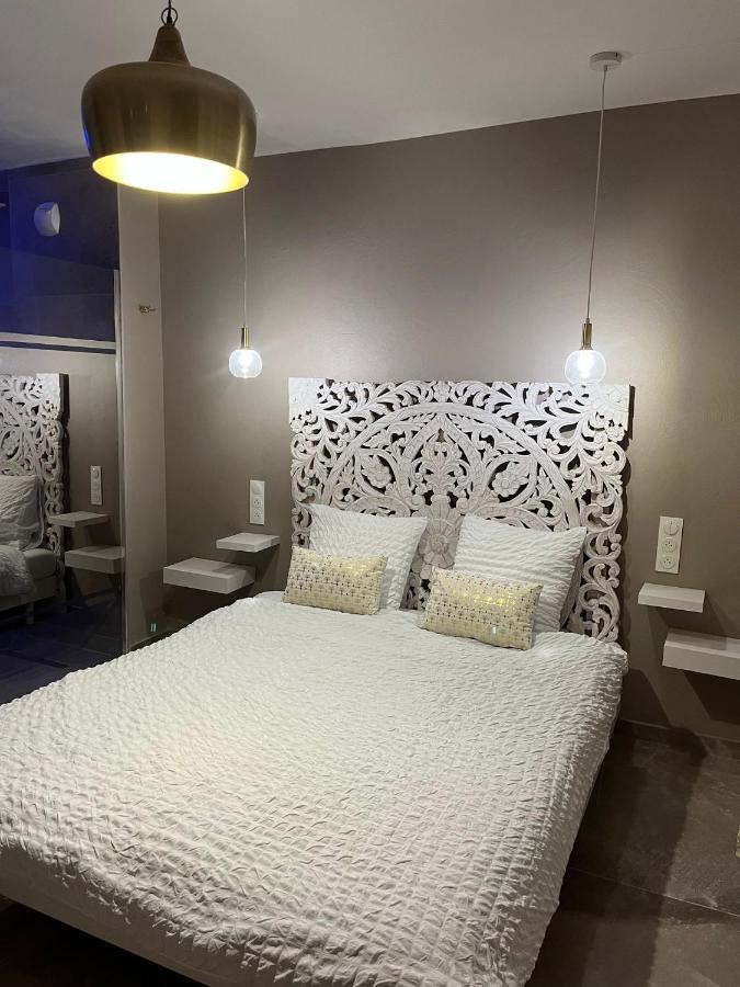 Love Room Mille Et Une Nuits Narbona Exterior foto